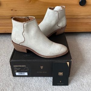 Frye Carson Piping Booties